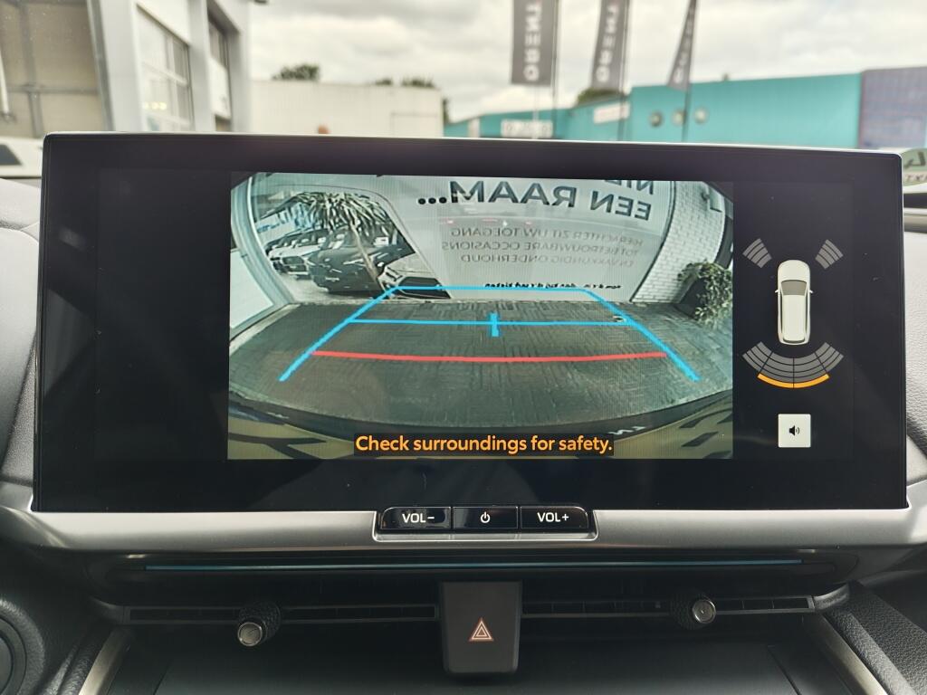 Toyota C-HR 2.0 PHEV 220 Executive | JBL | Navi | Memory Seat | Android Auto - Image 17