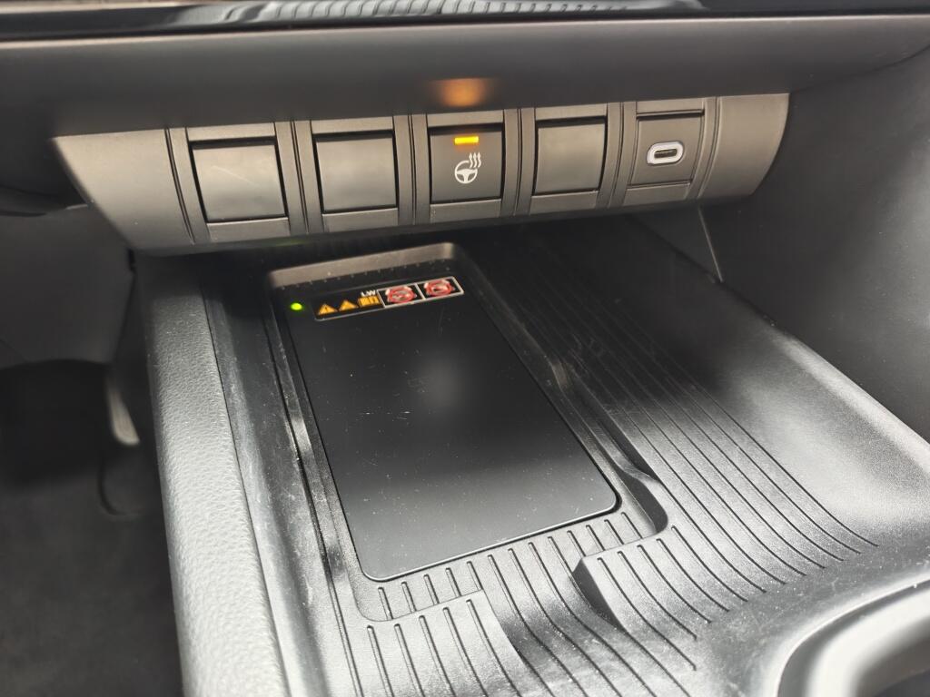 Toyota C-HR 2.0 PHEV 220 Executive | JBL | Navi | Memory Seat | Android Auto - Image 19