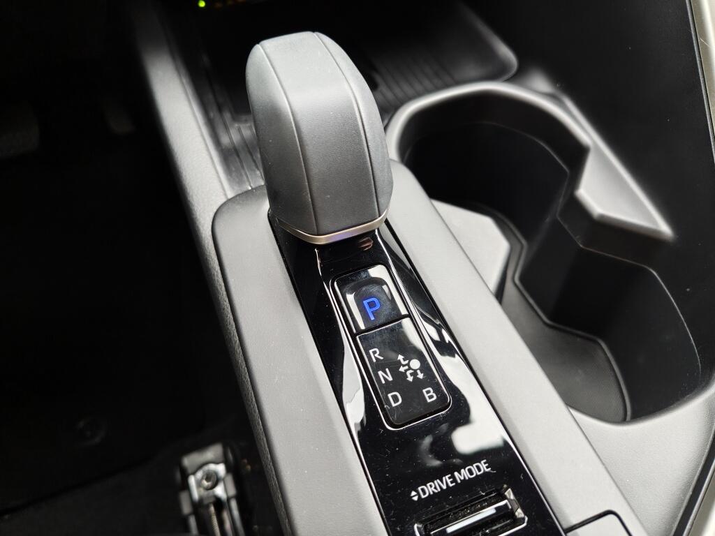 Toyota C-HR 2.0 PHEV 220 Executive | JBL | Navi | Memory Seat | Android Auto - Image 21