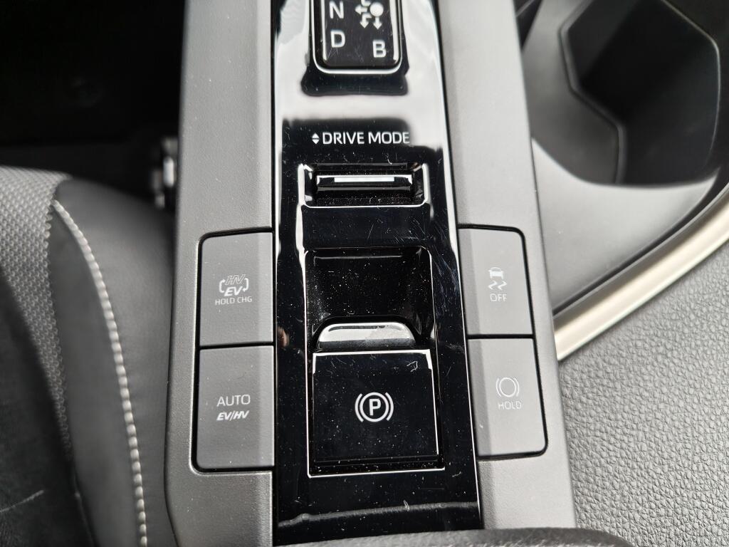 Toyota C-HR 2.0 PHEV 220 Executive | JBL | Navi | Memory Seat | Android Auto - Image 22