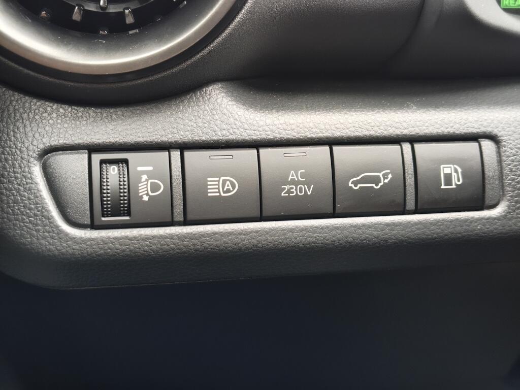 Toyota C-HR 2.0 PHEV 220 Executive | JBL | Navi | Memory Seat | Android Auto - Image 25