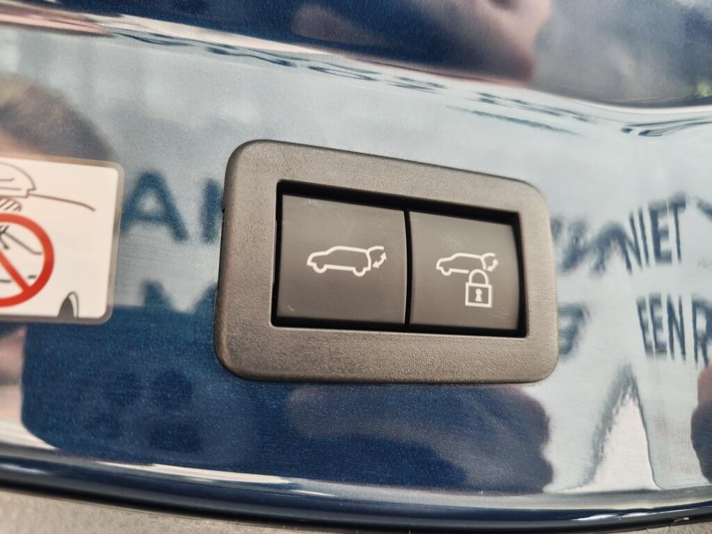 Toyota C-HR 2.0 PHEV 220 Executive | JBL | Navi | Memory Seat | Android Auto - Image 35