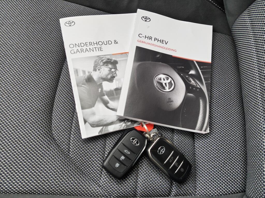 Toyota C-HR 2.0 PHEV 220 Executive | JBL | Navi | Memory Seat | Android Auto - Image 42