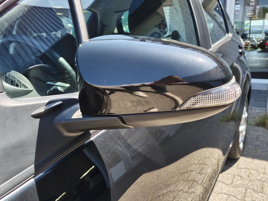 Toyota Yaris 1.3 VVT-i Aspiration | Navi | Cruise Control | Achteruitrijcamer - Image 31