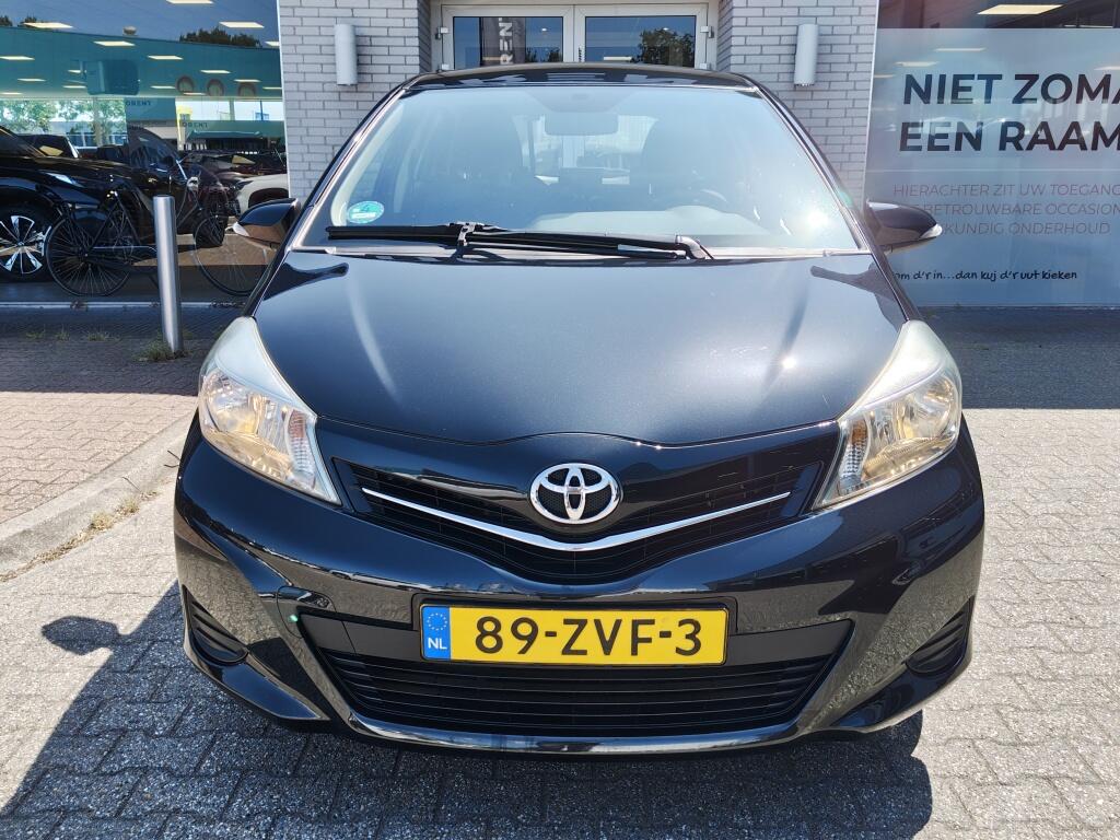 Toyota Yaris 1.3 VVT-i Aspiration | Navi | Cruise Control | Achteruitrijcamer - Image 6