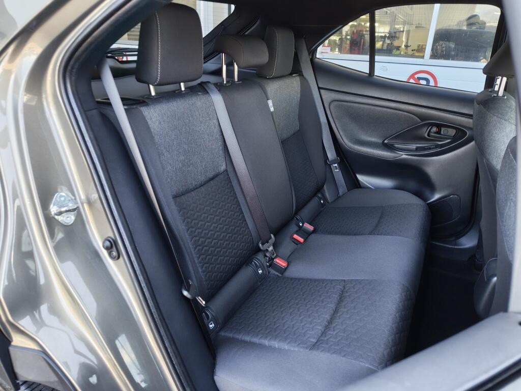 Toyota Yaris Cross 1.5 Hybrid Dynamic | Trekhaak Afn. | Keyless Entry/Start | Andro - Image 27