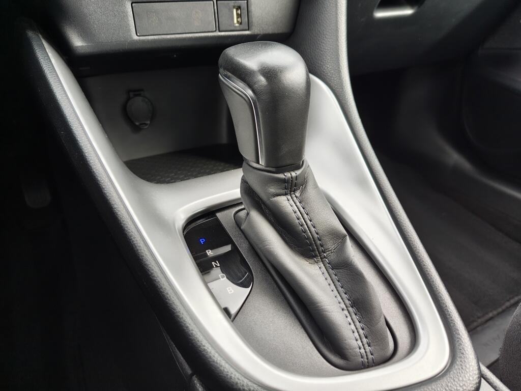 Toyota Yaris 1.5 Hybrid Dynamic Bi-Tone | Trekhaak Afneembaar | Navi | Keyles - Image 22