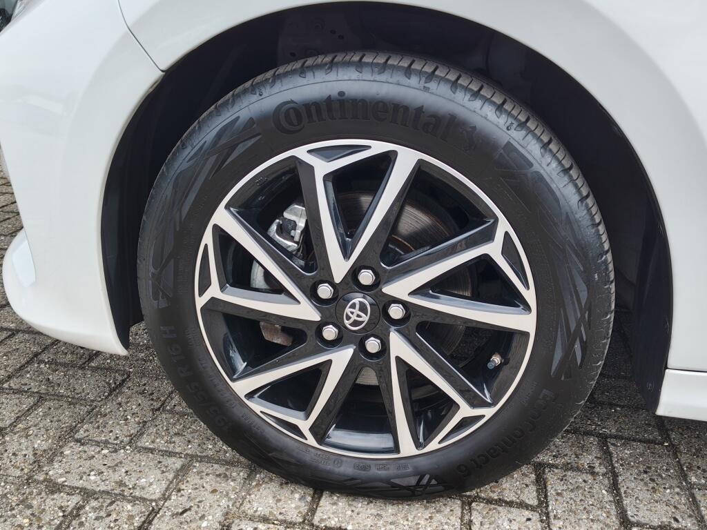 Toyota Yaris 1.5 Hybrid Dynamic Bi-Tone | Trekhaak Afneembaar | Navi | Keyles - Image 38