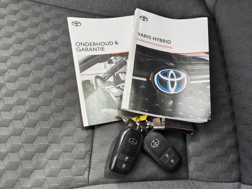 Toyota Yaris 1.5 Hybrid Dynamic Bi-Tone | Trekhaak Afneembaar | Navi | Keyles - Image 40