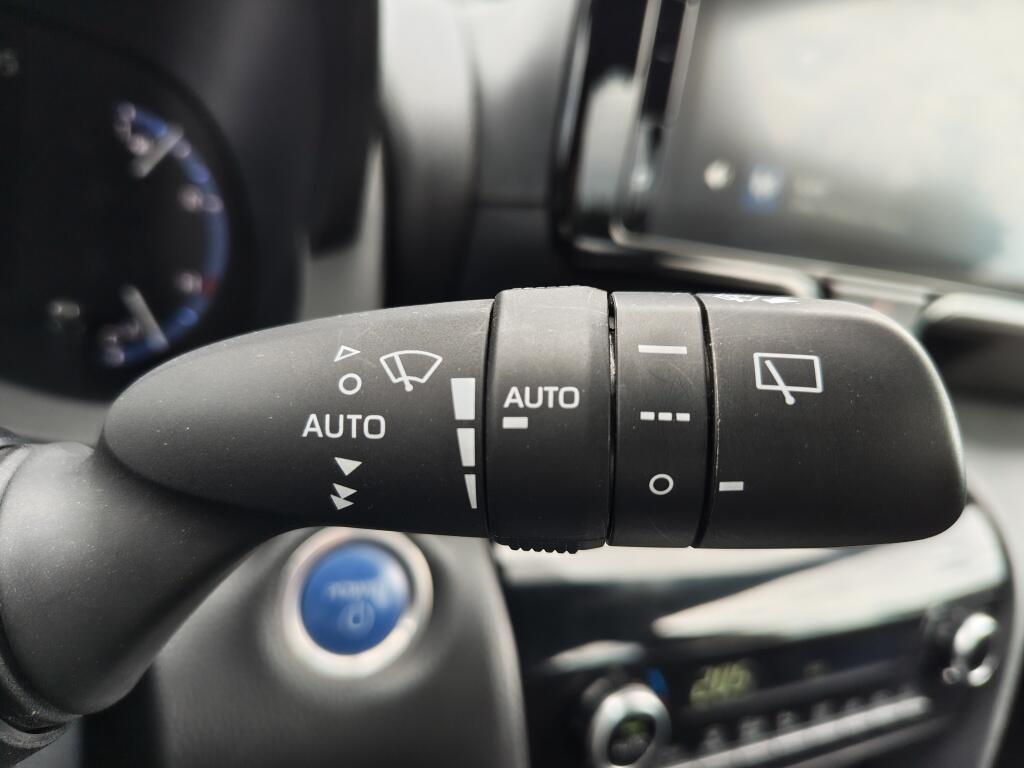 Toyota Yaris Cross 1.5 Hybrid First Edition | Navi | Keyless Start & Entry | Android Auto - Image 12