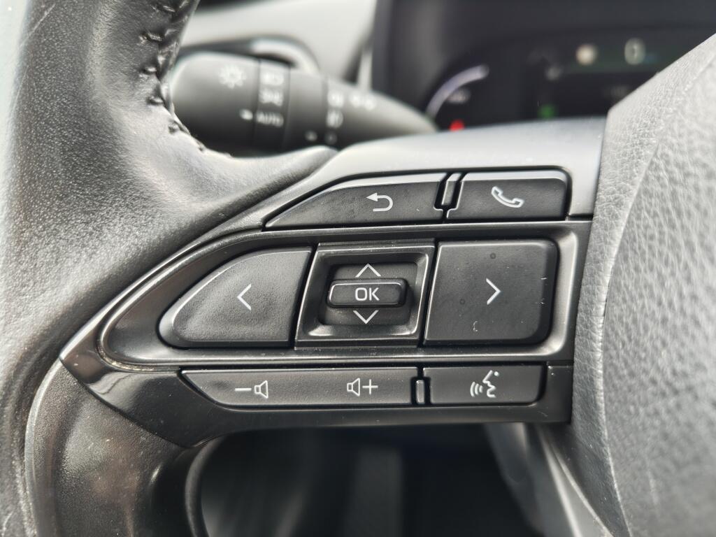 Toyota Yaris Cross 1.5 Hybrid First Edition | Navi | Keyless Start & Entry | Android Auto - Image 13