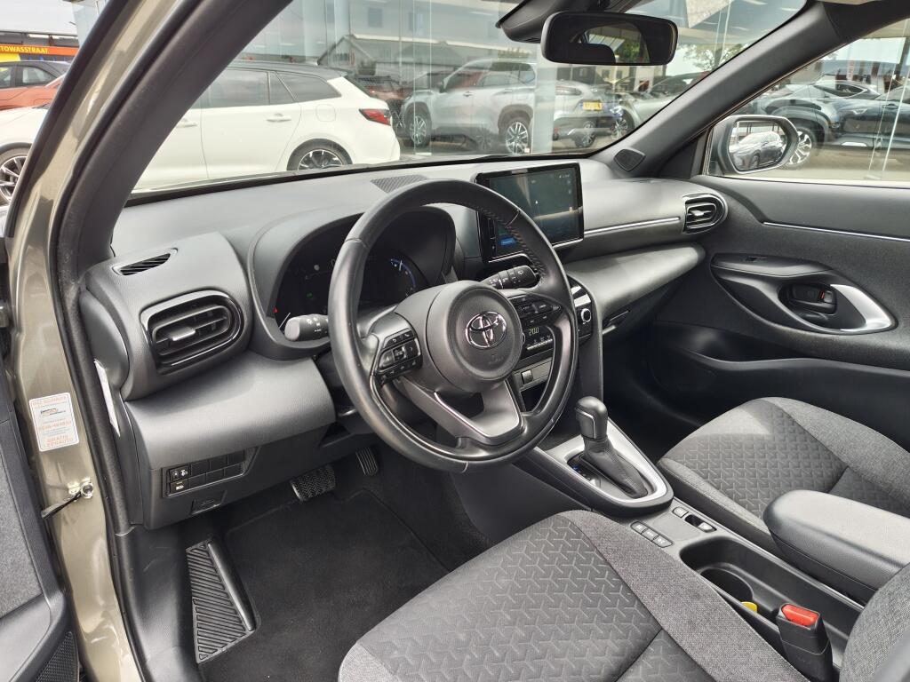 Toyota Yaris Cross 1.5 Hybrid First Edition | Navi | Keyless Start & Entry | Android Auto - Image 25