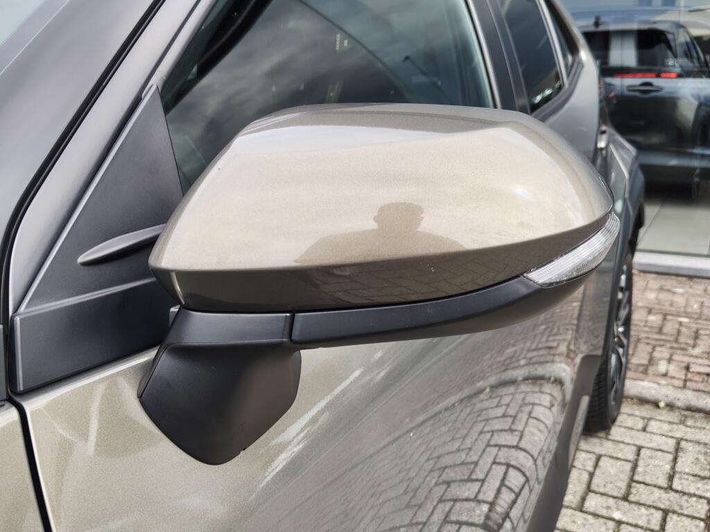 Toyota Yaris Cross 1.5 Hybrid First Edition | Navi | Keyless Start & Entry | Android Auto - Image 35