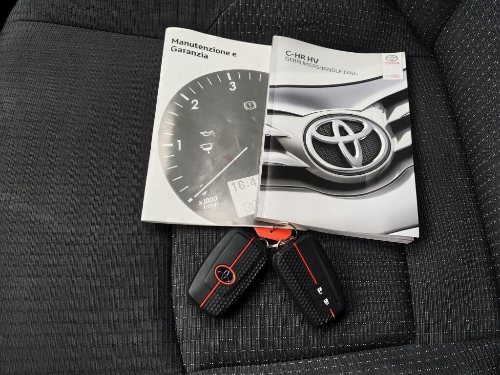 Toyota C-HR 1.2 Dynamic Automaat | Trekhaak | 1100 KG Trekgew. | DAB | - Image 38