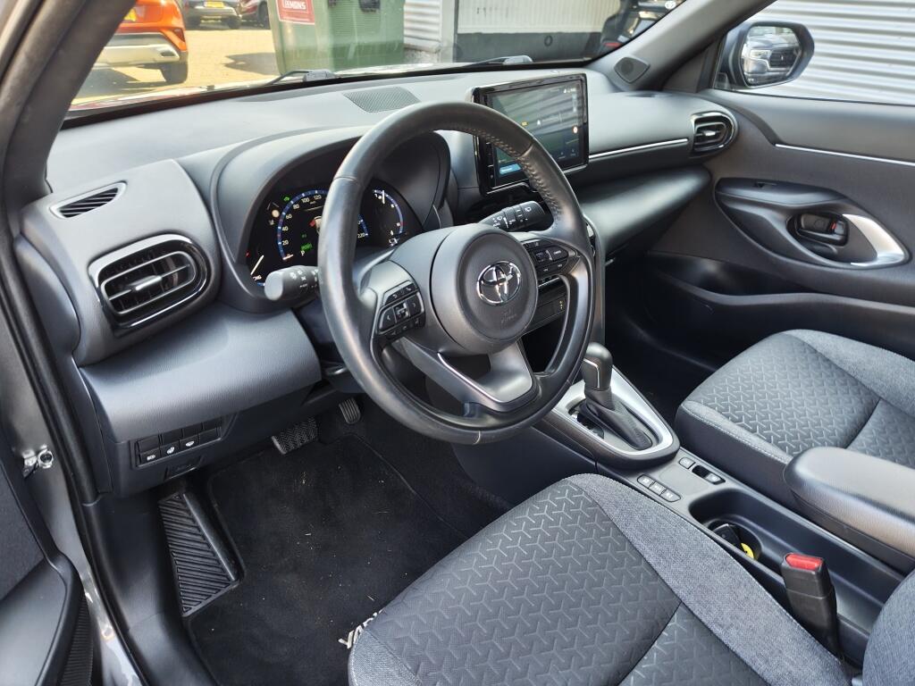 Toyota Yaris Cross 1.5 Hybrid Dynamic Plus | Sensoren v/a | Navi | Blind Spot | - Image 27