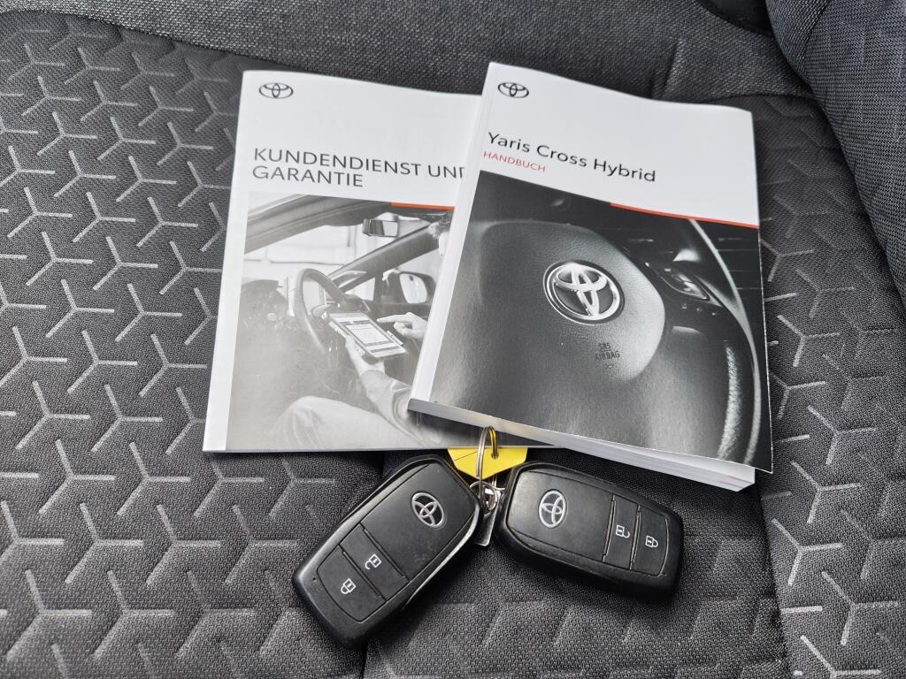 Toyota Yaris Cross 1.5 Hybrid Dynamic Plus | Sensoren v/a | Navi | Blind Spot | - Image 37