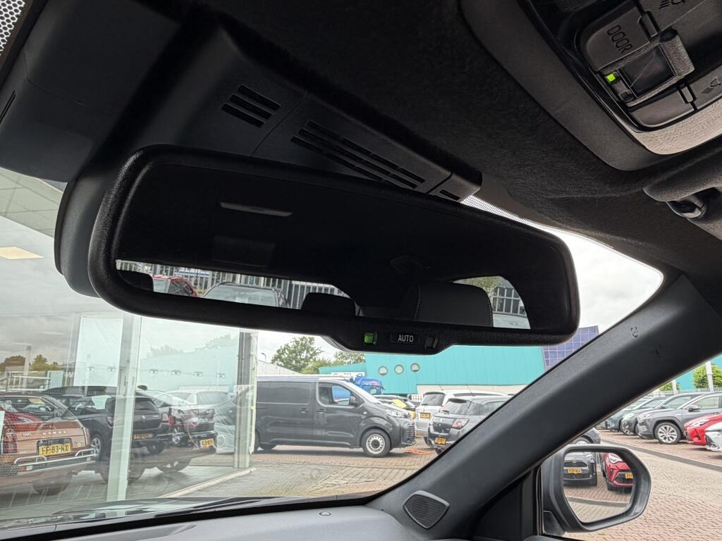 Toyota Yaris Cross 1.5 Hybrid 115 Dynamic | PDC v/a | Stoelverwarming | Keyless Ent - Image 16