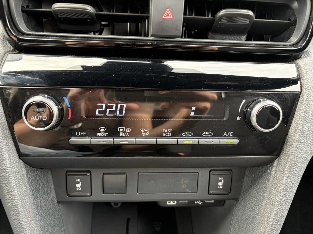 Toyota Yaris Cross 1.5 Hybrid 115 Dynamic | PDC v/a | Stoelverwarming | Keyless Ent - Image 21