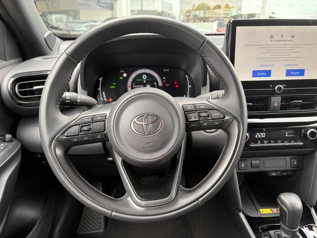 Toyota Yaris Cross 1.5 Hybrid 115 Dynamic | PDC v/a | Stoelverwarming | Keyless Ent - Image 9