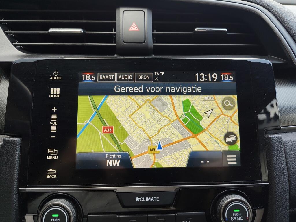 Honda Civic 1.0 i-VTEC Elegance | Sensoren v/a | Stoelverwarming | Navi - Image 16