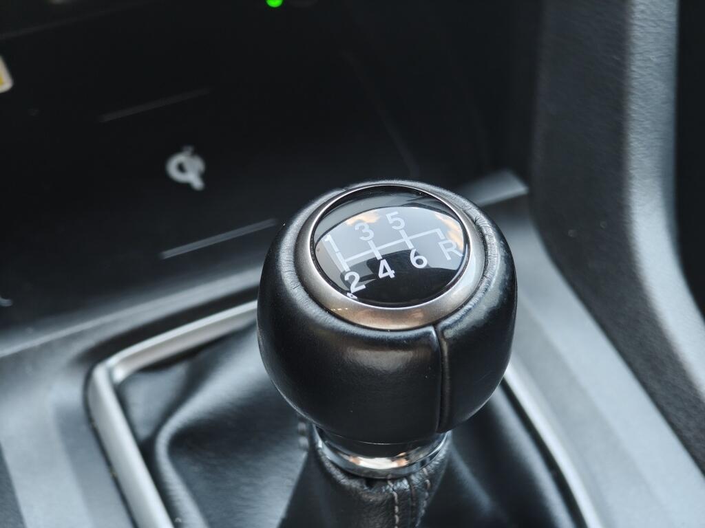 Honda Civic 1.0 i-VTEC Elegance | Sensoren v/a | Stoelverwarming | Navi - Image 22