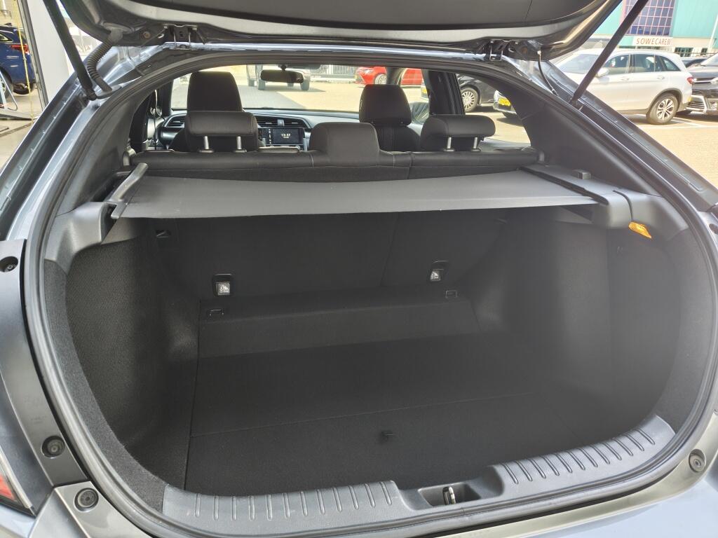 Honda Civic 1.0 i-VTEC Elegance | Sensoren v/a | Stoelverwarming | Navi - Image 31