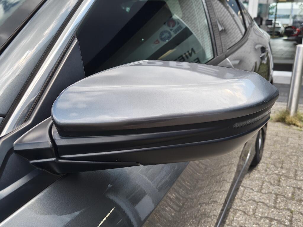 Honda Civic 1.0 i-VTEC Elegance | Sensoren v/a | Stoelverwarming | Navi - Image 35