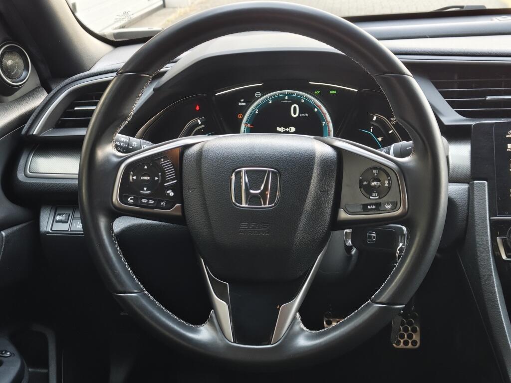 Honda Civic 1.0 i-VTEC Elegance | Sensoren v/a | Stoelverwarming | Navi - Image 9