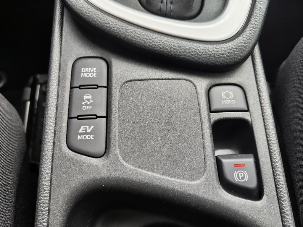 Toyota Yaris 1.5 Hybrid Dynamic | Trekhaak Afn. | All Seasons | Navi | Keyless Entry & Star - Image 22