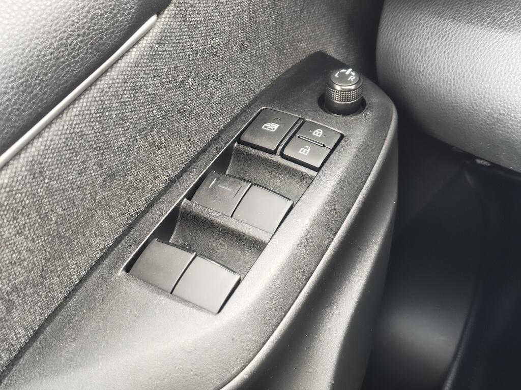 Toyota Yaris 1.5 Hybrid Dynamic | Trekhaak Afn. | All Seasons | Navi | Keyless Entry & Star - Image 23