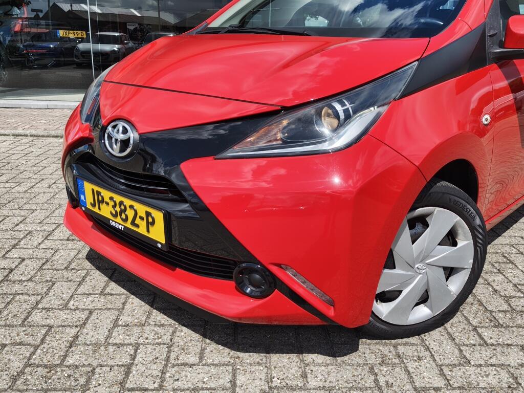 Toyota Aygo 1.0 VVT-i x-fun | Airco | Bluetooth | El. Raambediening | - Image 2
