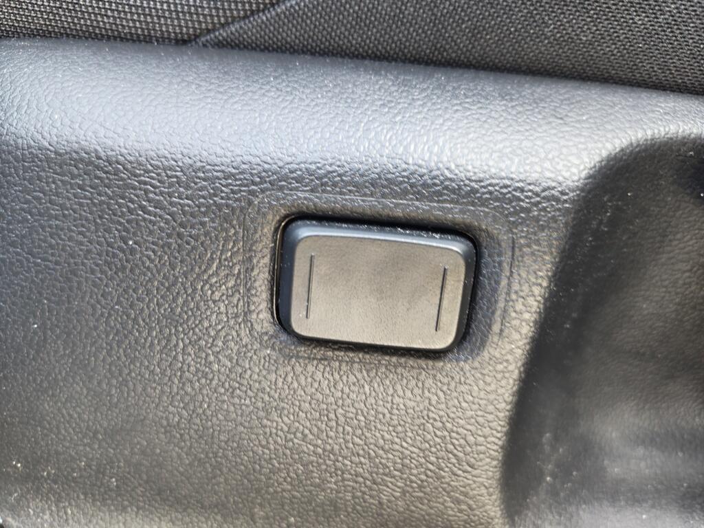Toyota C-HR 2.0 PHEV 220 Dynamic | Sensoren v/a | Blind Spot | Stoelverwarming - Image 27