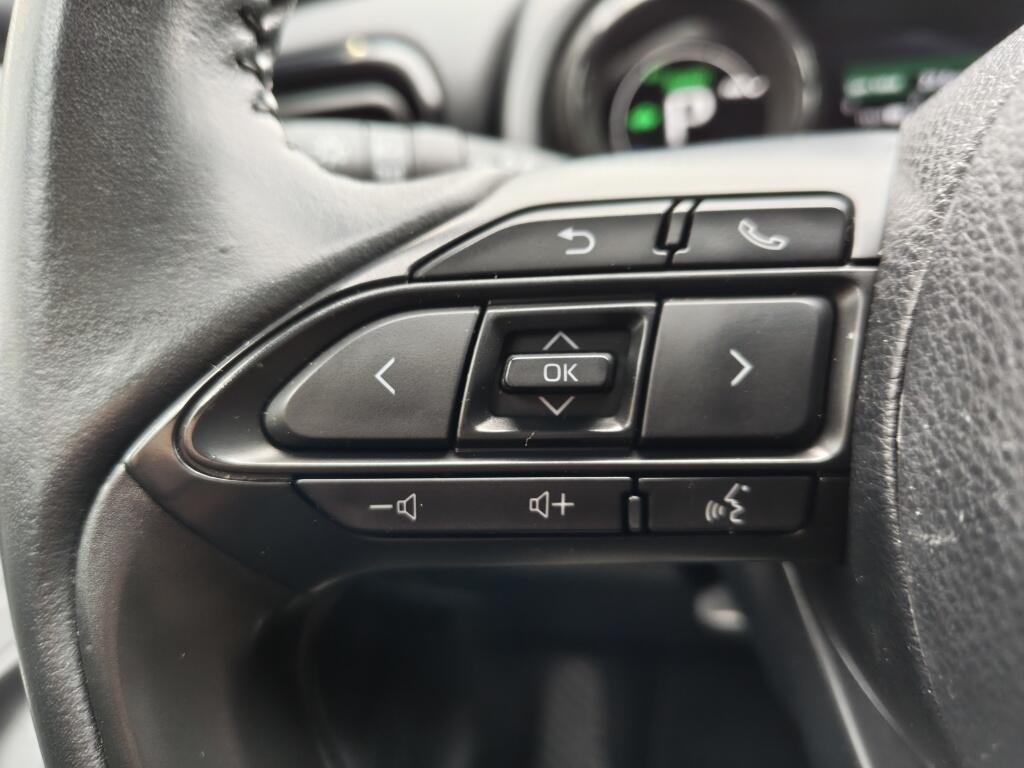Toyota Yaris 1.5 Hybrid Launch Edition | Trekhaak | HUD | Navi | Stoelverwarm - Image 13