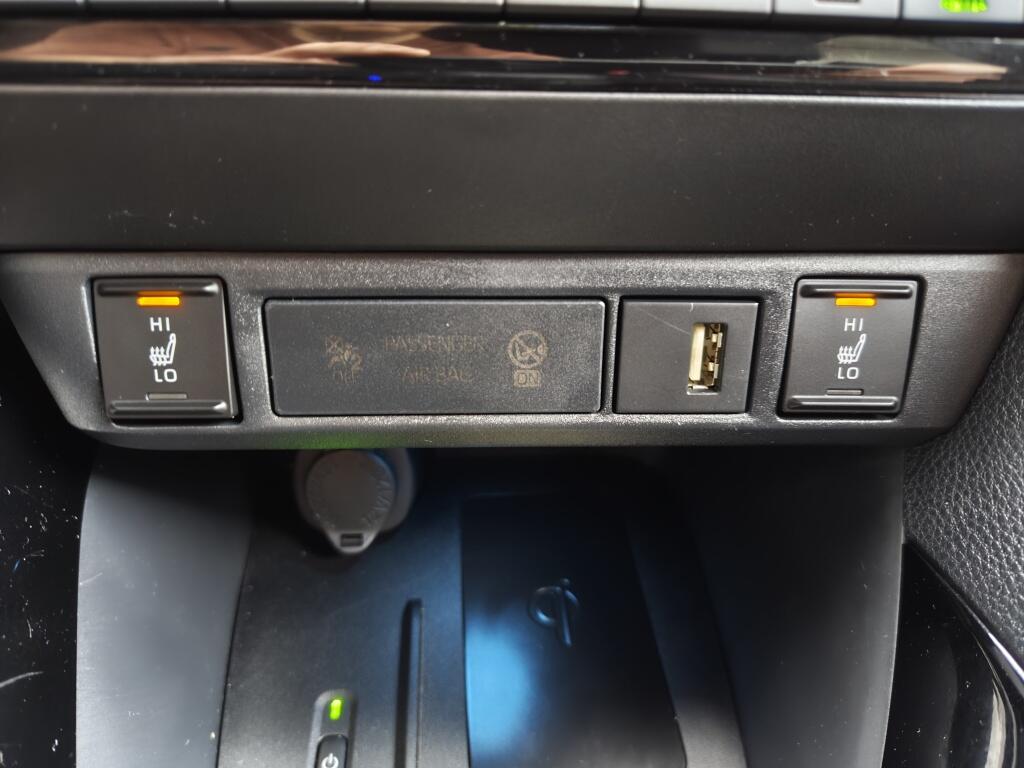 Toyota Yaris 1.5 Hybrid Launch Edition | Trekhaak | HUD | Navi | Stoelverwarm - Image 23