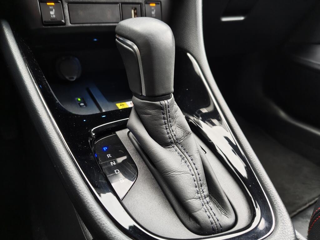 Toyota Yaris 1.5 Hybrid Launch Edition | Trekhaak | HUD | Navi | Stoelverwarm - Image 25
