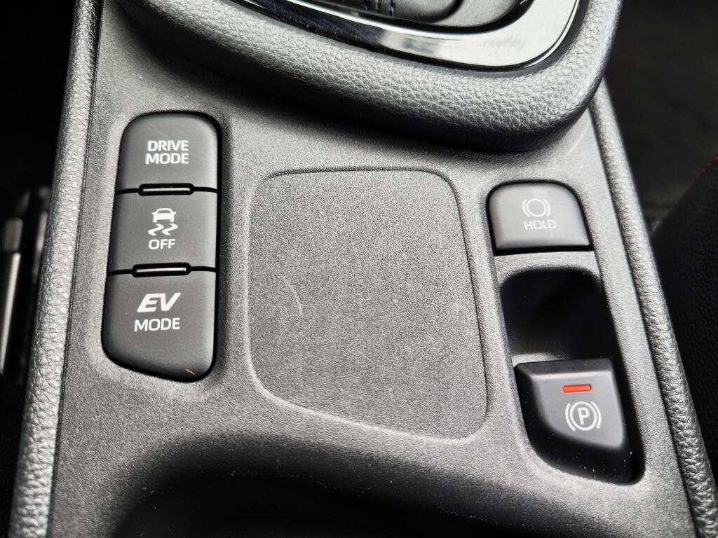 Toyota Yaris 1.5 Hybrid Launch Edition | Trekhaak | HUD | Navi | Stoelverwarm - Image 26