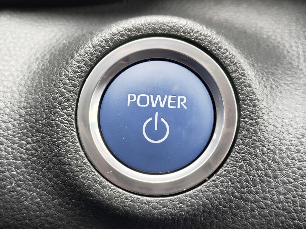 Toyota Yaris 1.5 Hybrid Launch Edition | Trekhaak | HUD | Navi | Stoelverwarm - Image 29