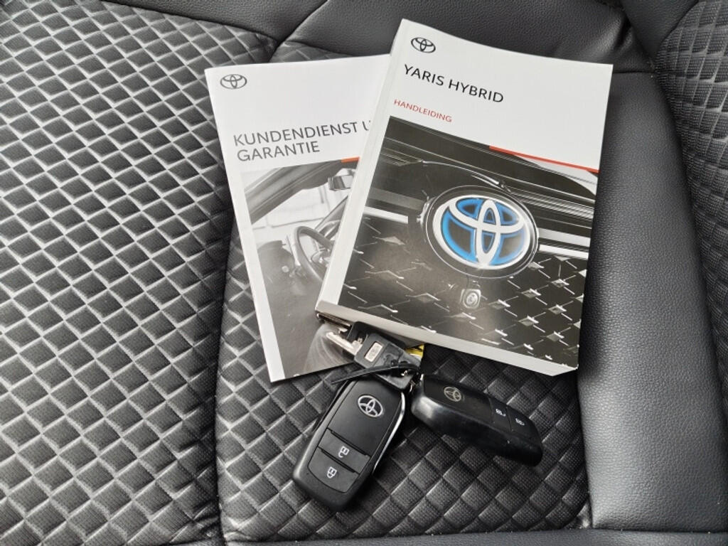 Toyota Yaris 1.5 Hybrid Launch Edition | Trekhaak | HUD | Navi | Stoelverwarm - Image 44