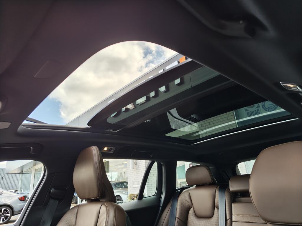 Volvo V60 2.0 T6 Recharge AWD Inscription | H&K | Trekhaak | Schuif/Kanteldak | HUD | Leder | Stoelverwarming - Image 11