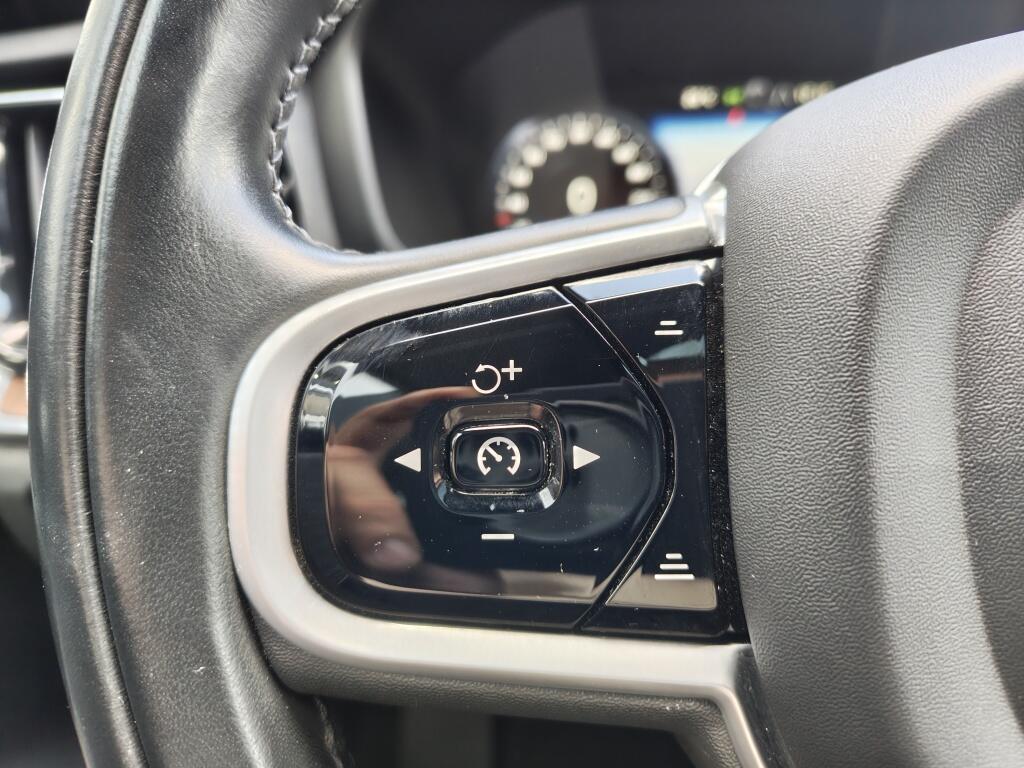 Volvo V60 2.0 T6 Recharge AWD Inscription | H&K | Trekhaak | Schuif/Kanteldak | HUD | Leder | Stoelverwarming - Image 18