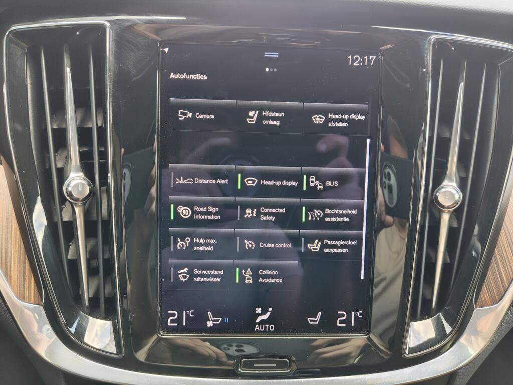 Volvo V60 2.0 T6 Recharge AWD Inscription | H&K | Trekhaak | Schuif/Kanteldak | HUD | Leder | Stoelverwarming - Image 21