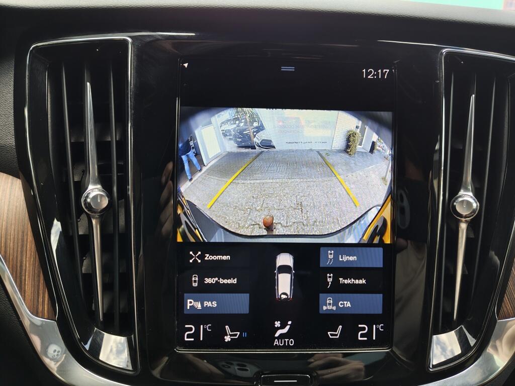 Volvo V60 2.0 T6 Recharge AWD Inscription | H&K | Trekhaak | Schuif/Kanteldak | HUD | Leder | Stoelverwarming - Image 25