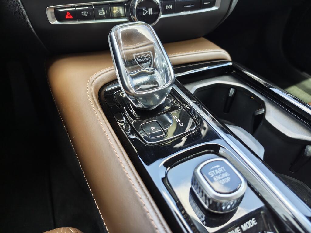 Volvo V60 2.0 T6 Recharge AWD Inscription | H&K | Trekhaak | Schuif/Kanteldak | HUD | Leder | Stoelverwarming - Image 29