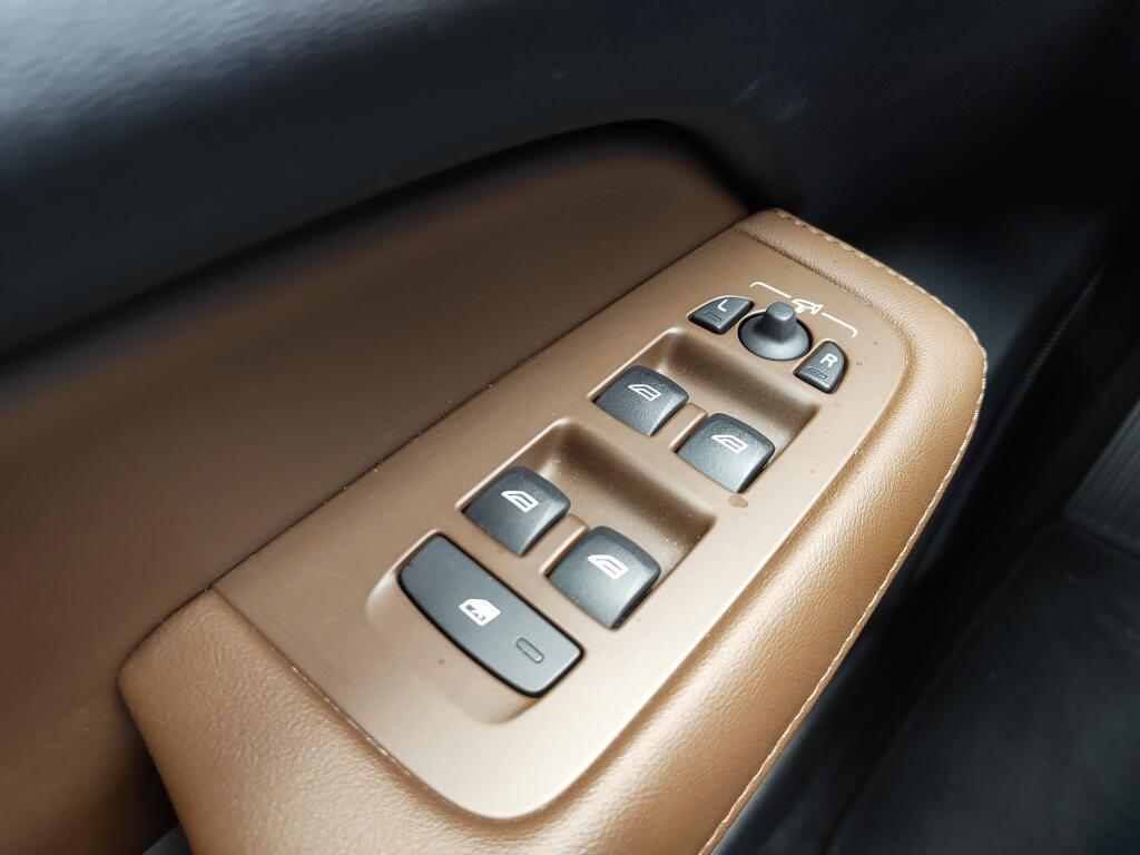 Volvo V60 2.0 T6 Recharge AWD Inscription | H&K | Trekhaak | Schuif/Kanteldak | HUD | Leder | Stoelverwarming - Image 32