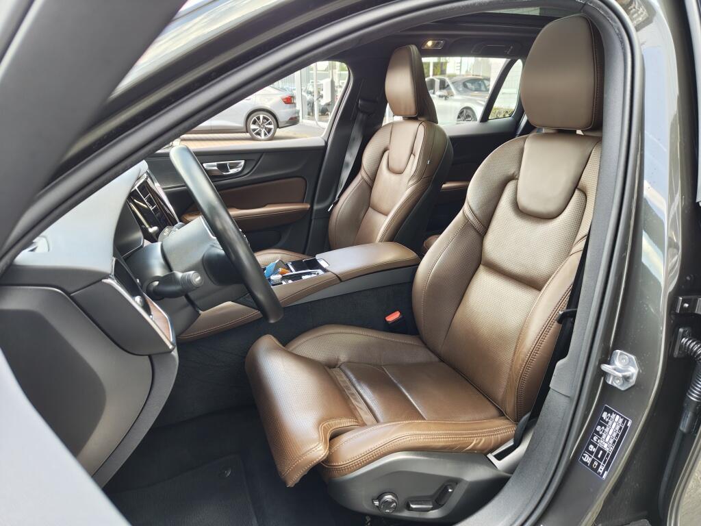 Volvo V60 2.0 T6 Recharge AWD Inscription | H&K | Trekhaak | Schuif/Kanteldak | HUD | Leder | Stoelverwarming - Image 37