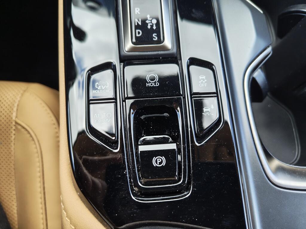 Lexus NX 450h+ AWD Executive Line | Schuif- Kanteldak | 20'' Velgen | HUD - Image 27