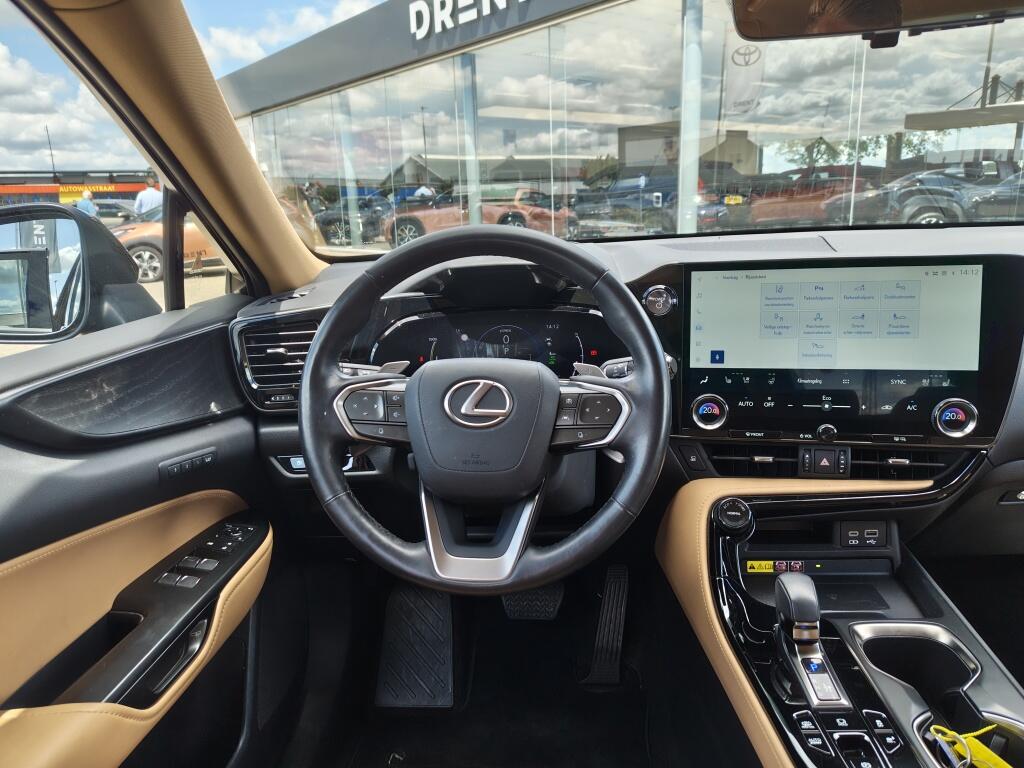 Lexus NX 450h+ AWD Executive Line | Schuif- Kanteldak | 20'' Velgen | HUD - Image 9