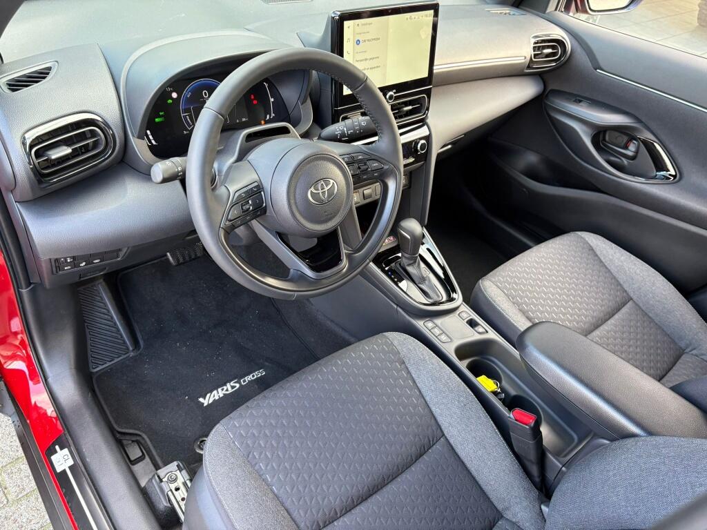 Toyota Yaris Cross 1.5 Hybrid 130 Dynamic | Comfort Pack | Stuur&Stoel vw | Blis - Image 28