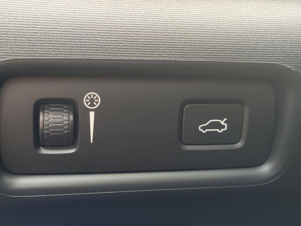 Polestar 2 Standard Range Single Motor 69kWh | SOH 96,6% | Trekhaak | Sensoren - Image 28