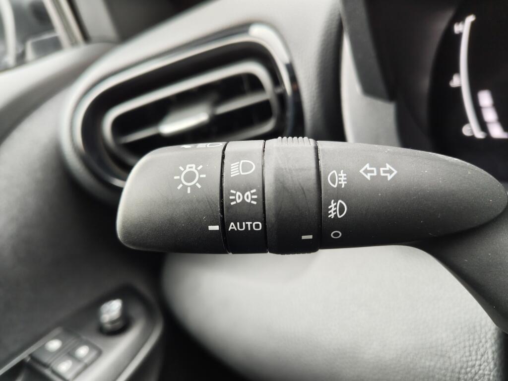 Toyota Yaris Cross 1.5 Hybrid 115 Dynamic | Sensoren v/a | Android Auto | Stu - Image 11
